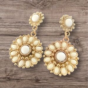 Vintage Floral Drop Earrings In Ivory & Gold